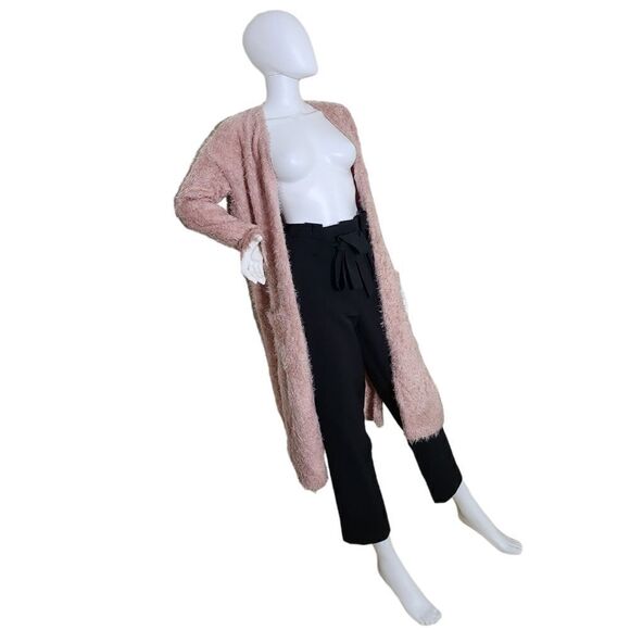 BB Dakota  - Picture 7 of 13